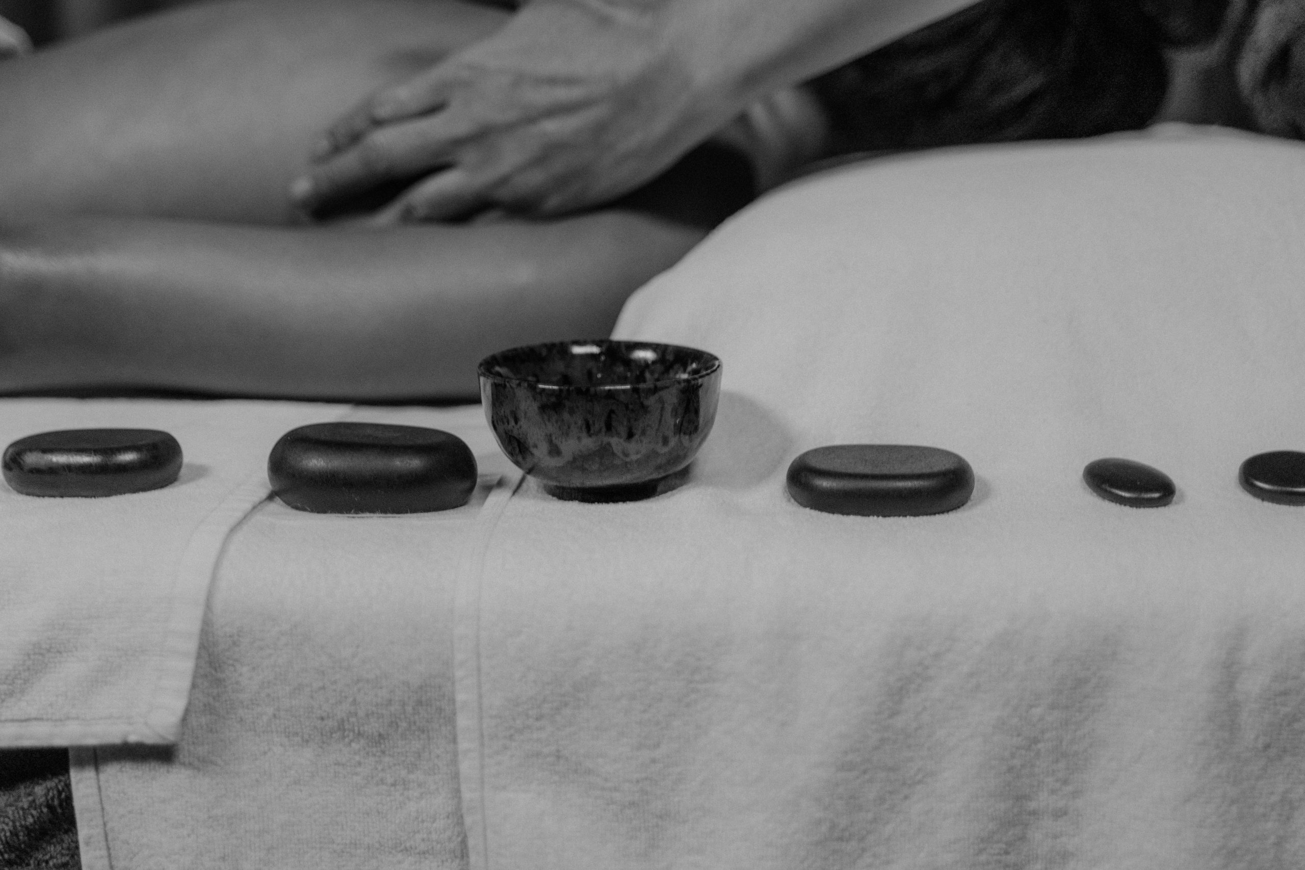 Masaje Relajación con Terapias Alternativas - Val Quintero Cosmetología Medellín